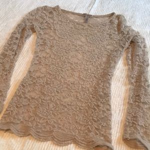 Taupe lace top. Diva Apparel M